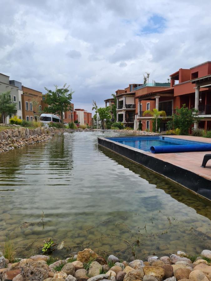 La Esmeralda, En Exclusivo Residencial Con Amenidades De A 7 Minutos Del Centro De San Miguel! *
